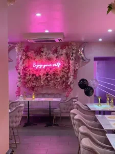 Vibe Lounge - sieviešu kafejnīca